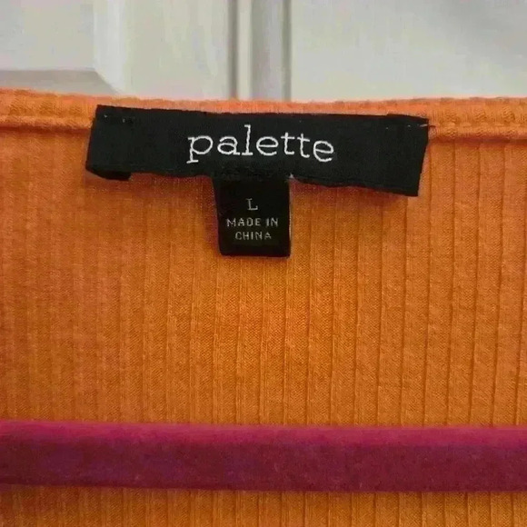 Orange Palette Top With GOLD Neckline accent,Size L - Picture 2 of 3
